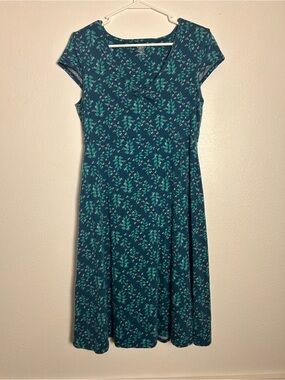 Toad&Co Rosemarie dress green Leaf-Print Cap Sleeve Midi Dress
